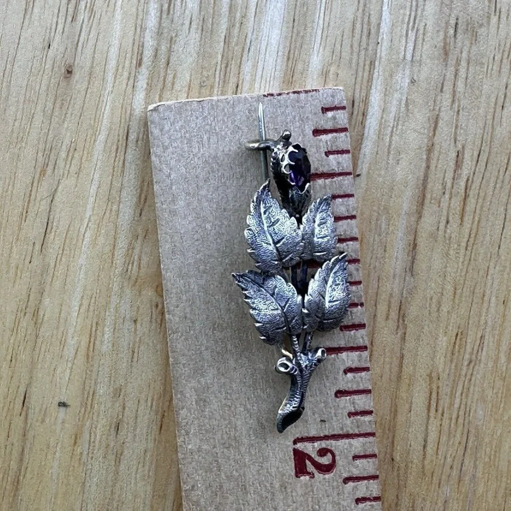 Antique Flower Pin Brooch 1.875 Inch Purple Amethyst Silver C-Clasp 3.3g Leaves‎